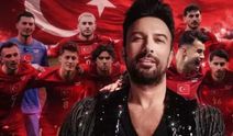 Tarkan’dan milli marş sorularına yanıt: Sürpriz olabilir