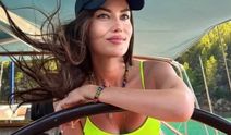 Fahriye Evcen'in minik çantası olay oldu! Fiyatı dudak uçuklattı