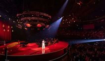 Ebru Yaşar’ın Volkswagen Arena konserlerine ünlü akını: Bir ilk gerçekleşti