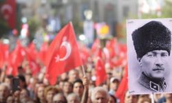 Binlerce Karşıyakalı "Ata'ya Saygı Zinciri" oluşturacak