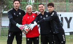 Altay'da 3 kaleci görev yaptı