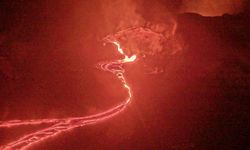 Hawaii'deki Kilauea Yanardağı'nda lav akıntıları