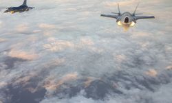 ABD'ye ait F-16 savaş uçağı düştü