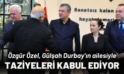 Özgür Özel, Gülşah Durbay'ın ailesi ile birlikte taziyeleri kabul ediyor