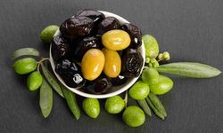 Zeytinin Faydaları Nelerdir? Zeytinin Kalorisi Kaçtır?