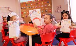 Buca'nın minikleri mesleklerle tanışıyor