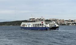 Çanakkale'de feribot seferlerine fırtına engeli