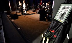 Bornova'dan aydınlanma yemini: ''Uğur Mumcu'nun kalemi yerde değil''