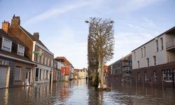 Fransa'da 5 bölgede sel uyarısı