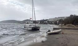 Bodrum’da tekneler karaya oturdu, feribot seferi iptal edildi