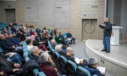 Bornova'da arıcılık kursu 100 kursiyerle başladı