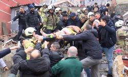 Fatih’te doğal gaz kaynaklı patlama: 2 bina çöktü