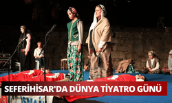 Seferihisar'da Dünya Tiyatro Günü coşkusu