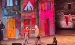 Gırgıriye Müzikali'nde büyük kriz! Seyirci ile tartışan Müjdat Gezen hastaneye kaldırıldı