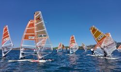 Windsurf Techno 293 Dünya Şampiyonası Foça'da devam ediyor