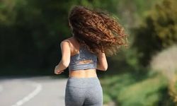 Dökülen saçlara spor yapmak çözüm mü? Çok ağır antrenman yapınca denge şaşıyor