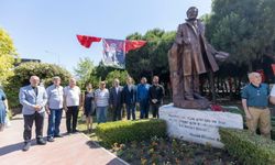Nazım Hikmet Karşıyaka'da şiirleriyle anıldı