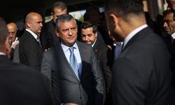 Özgür Özel'den açıklama: Darbeye teslim olmadık, olmayacağız!