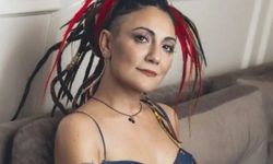 Çiftliğinin kapısına kilit vurup ortadan kaybolmuştu! Özlem Tekin yıllar sonra görüntülendi.