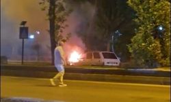Aydın’da seyir halindeki otomobil alev aldı
