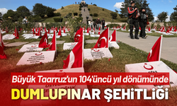 Büyük Taarruz'un 104'üncü yıl dönümünde Dumlupınar Şehitliği'ne ziyaretçi akını