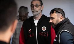 Erdal Beşikçioğlu, Belediye Başkanlığından uzaklaştırıldı
