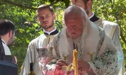 Patrik Bartholomeos, Erdek’te ayin yönetti