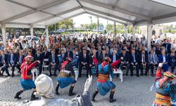 İzmir'de esnafın bayramı coşkuyla kutlandı