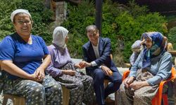 İzmir’de emeklilere yaklaşık 90 milyon TL’lik destek