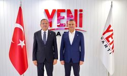 Ayvalık Belediye Başkanı Mesut Ergin’den Özgür Özel’e ziyaret