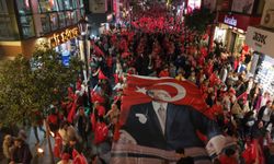 Karşıyaka Cumhuriyet aşkıyla tek yürek!