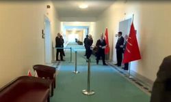 Yeni Partili Emir, Kılıçdaroğlu’nun karşısındaki odasına şerit çektirdi