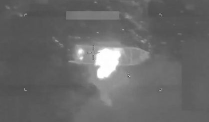 ABD, Doğu Pasifik'te bir tekneyi vurdu!