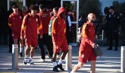 Galatasaray’a İzmir’de coşkulu karşılama