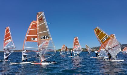 Windsurf Techno 293 Dünya Şampiyonası Foça'da devam ediyor