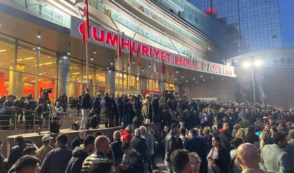 CHP’liler genel merkezde toplandı