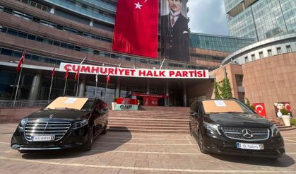 CHP Genel Merkez'de Özgür Özel'in makam araçları satılığa çıkarıldı