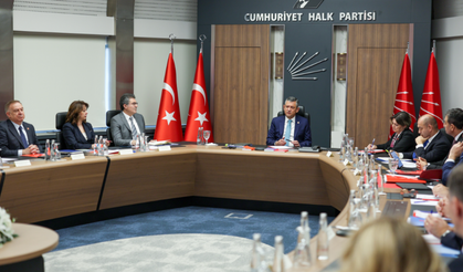 CHP MYK, Özgür Özel başkanlığında toplandı