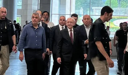 Kemal Kılıçdaroğlu, Deniz Göktaş'a destek için adliyede