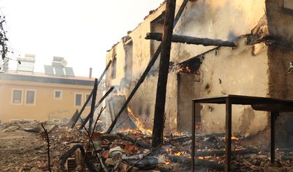 Muğla’da yangında bir ev tamamen kül oldu