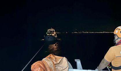 Bodrum'da sürüklenen tekne kurtarıldı