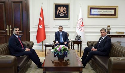 Bakan Çiftçi, AK Partili İnan ve Cemil Tugay'ı kabul etti