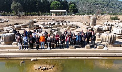 Klaros Antik Alanı’nda Homeros Buluşması