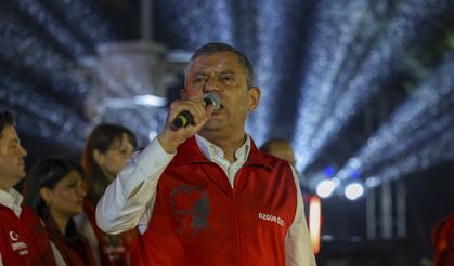 Özgür Özel: Cumhuriyet, kimsesizlerin kimsesidir