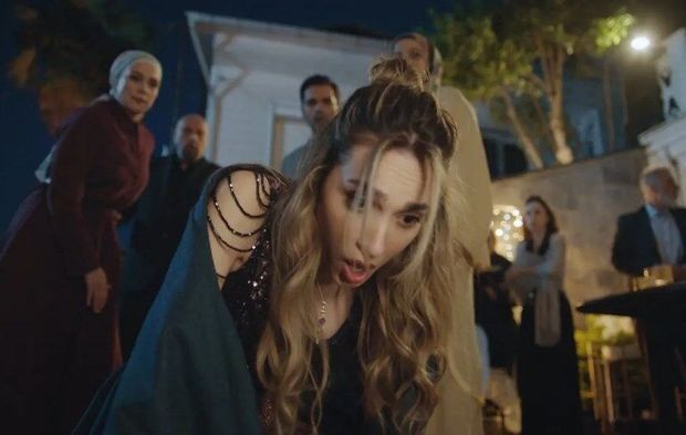 Kızılcık Şerbeti 138. bölüm fragmanı izle: “Sizin kızınız hepimizden ahlaksızmış”