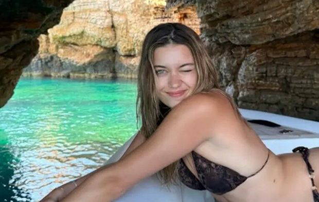 A.B.İ.'den apar topar ayrılmıştı! Afra Saraçoğlu'nun yeni adresi belli oldu