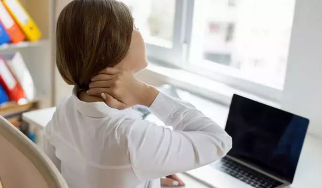 ‘Teknoloji boynu’ yaygınlaşıyor! Basit bir tutulma olmayabilir