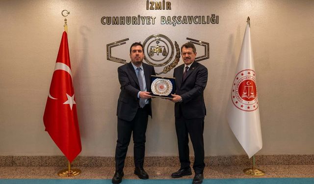 Adalet Bakan Yardımcısı Tuncay'dan İzmir Adliyesi'ne ziyaret