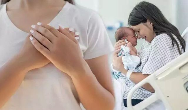 Annelik hayallerine engel değil! Meme kanseri artık korkutmuyor