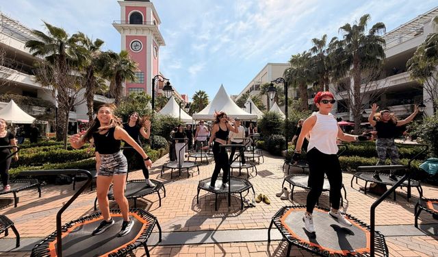 8 Mart'ta Karşıyaka'dan özgürlük çağrısı yükseldi